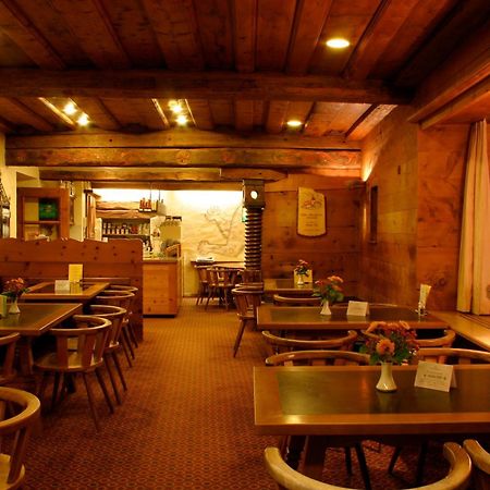 Hotel Weisses Kreuz Bergün المظهر الخارجي الصورة