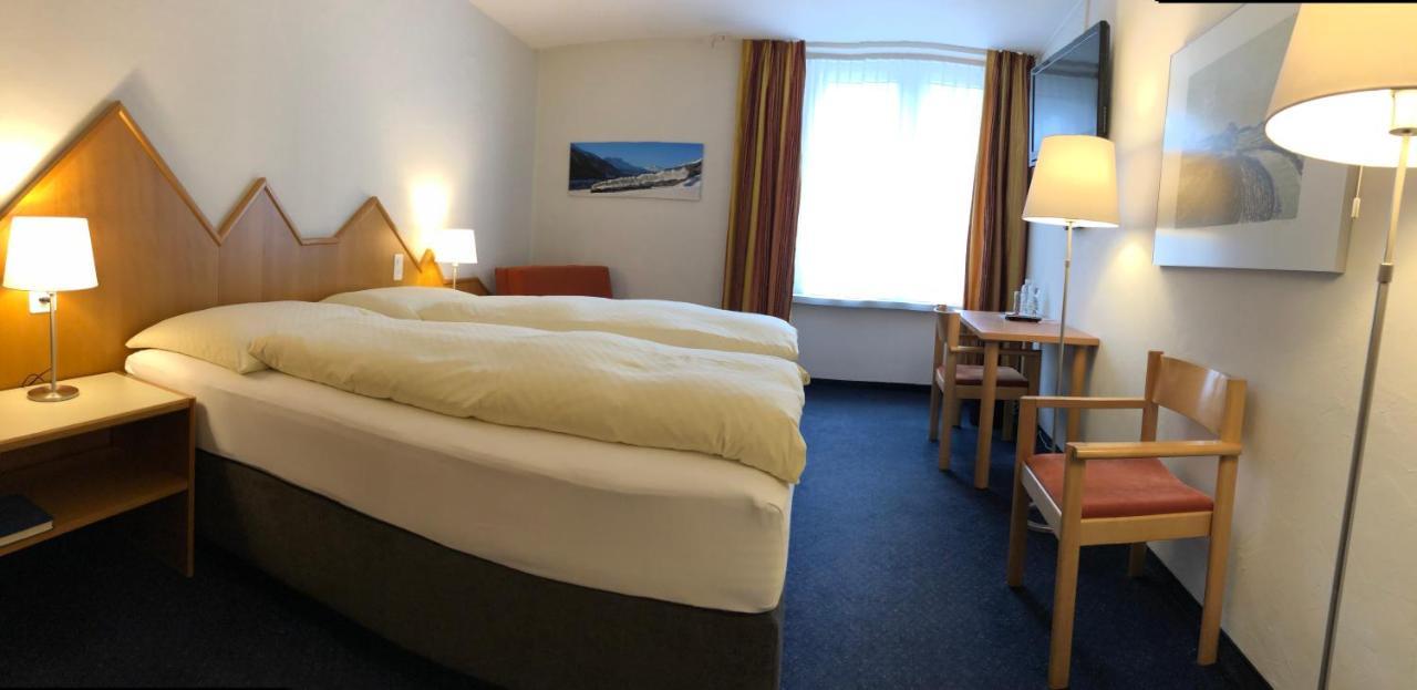 Hotel Weisses Kreuz Bergün المظهر الخارجي الصورة