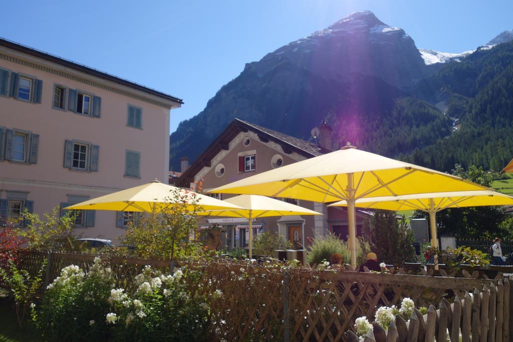 Hotel Weisses Kreuz Bergün المظهر الخارجي الصورة